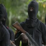 Irate youths kill two suspected kidnappers in Kwara